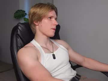 Livecam Vorschaubild von damien_dallas