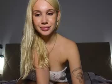Livecam Vorschaubild von hailey_would