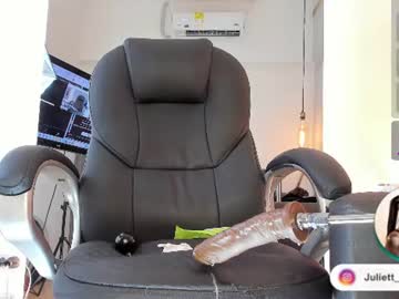 Livecam Vorschaubild von juliett_adams_