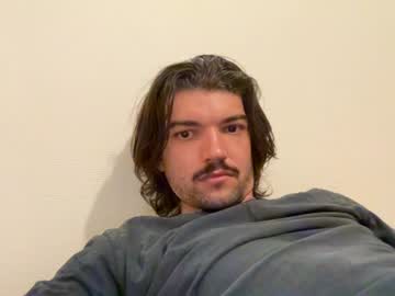 Livecam Vorschaubild von just_a_guy_with_a_big_cock