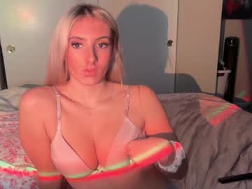 Livecam Vorschaubild von kaylaxoxo_19