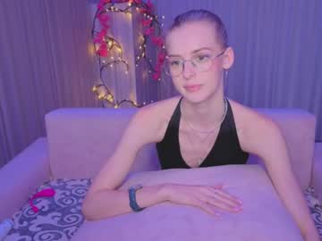 Livecam Vorschaubild von kitty__like18