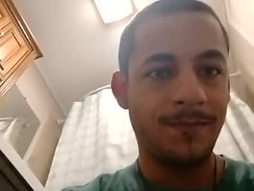 Livecam Vorschaubild von momoneyr15