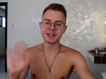 Livecam Vorschaubild von nikikerry_cum_