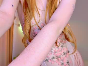 Livecam Vorschaubild von peachpleasee