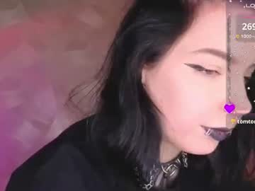 Livecam Vorschaubild von vivi__squirrel
